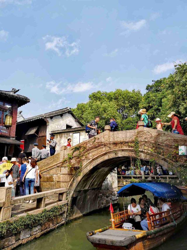 國(guó)慶到杭州旅游自由行費(fèi)用攻略,3天2晚游玩注意事項(xiàng)_旅行.